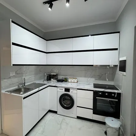 住宿加早餐酒店 England Sarandë